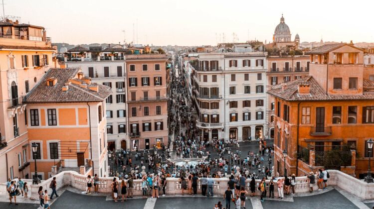 Piazza di Spagna - by Jae Park